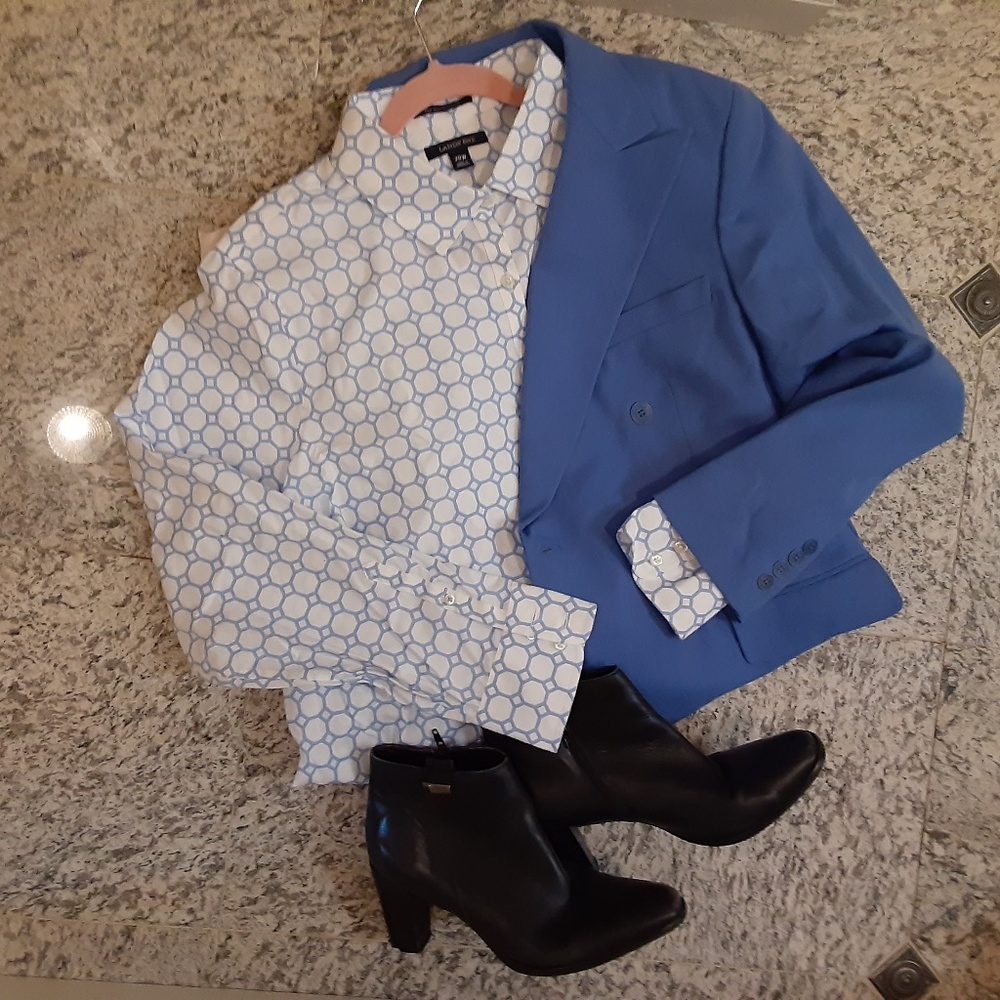 NWOT. Lands End No Iron Supima Shirt